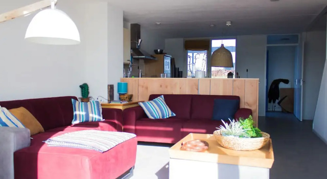 Comfortable House Directly at Veerse Meer