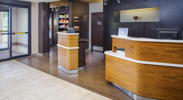 Courtyard by Marriott Richmond Airport
