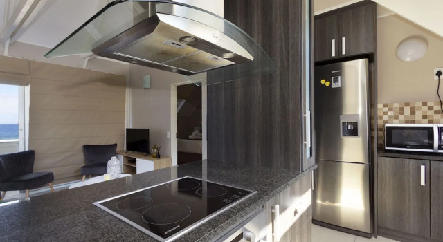 Апартаменты Dolphin Beach H301