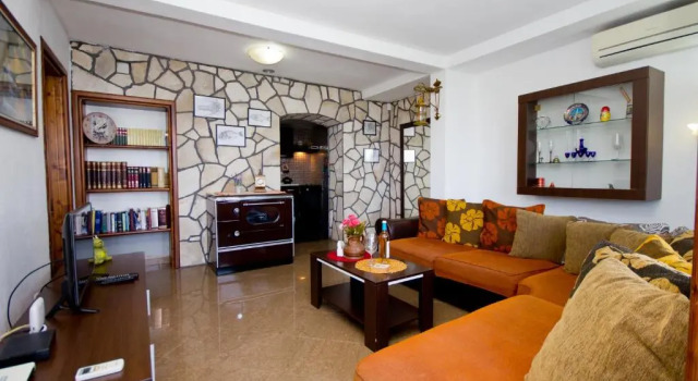 Apartments Dora