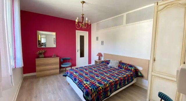 Apartment in Arromanches Near Sandy Beach
