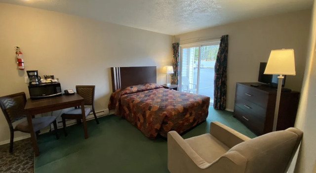 Люкс Standard Lake Cowichan Lodge