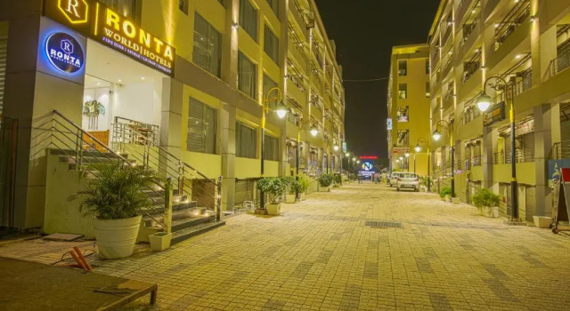 Ronta World Hotels, Забронировать Отель Зиракпур штат Харьяна