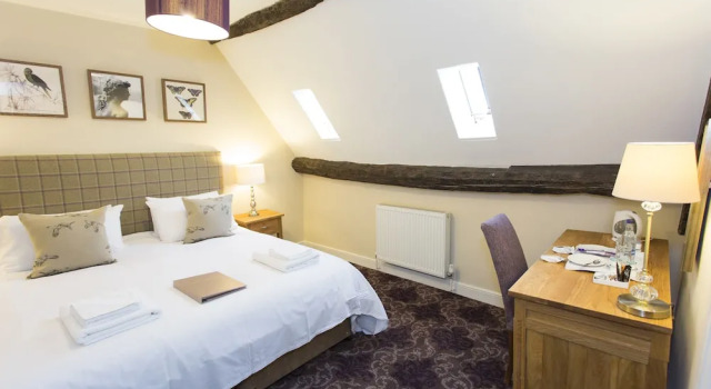 Номер Premium George Hotel & Granary