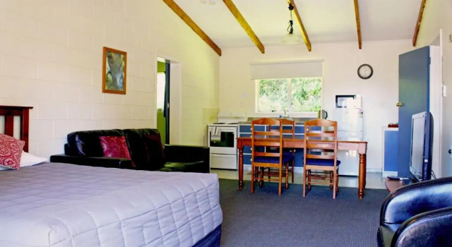 Апартаменты с 2 комнатами Fairy Springs Motel