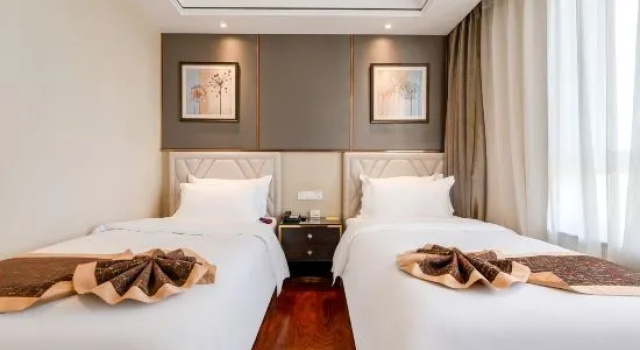 Люкс LongFor Holiday Hotel Yantai