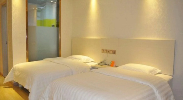 7 Days Inn Diqing Shangri-la Old Town Branch, Varaa Hotelli Edulliset hotellit kohteessa Yunnan