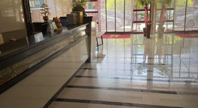 Liangcheng Xinju Express Hotel, Book Hotel Daihai Inner Mongolia