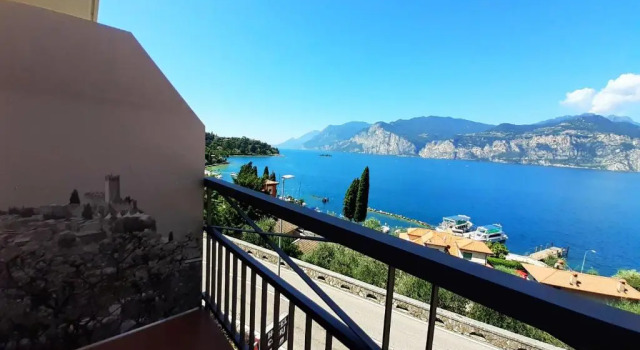 Двухместный номер Standard с балконом и с видом на озеро Hotel Antonella