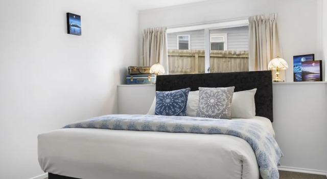 Bright 3-Bedroom Unit - WiFi & Parking