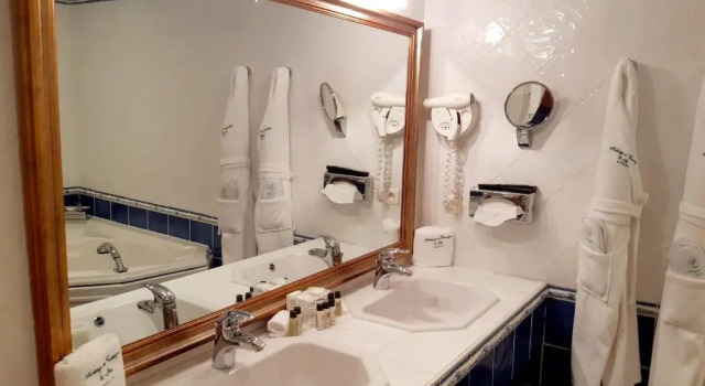 Номер Superior Auberge de Cassagne & Spa