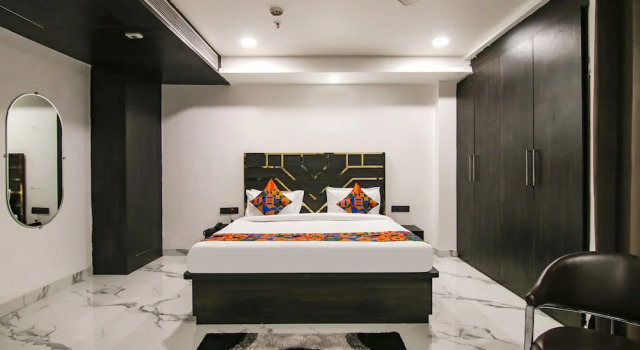 Номер Premium Hotel Sky Suites - Karkardooma