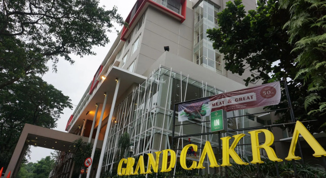 Grand Cakra Hotel