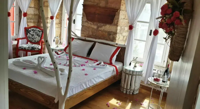 Marissa Boutique Hotel, Забронировать Бутик-отель Бутик-отели Чешме, рядом с Cesme Bus Terminal, Бутик-отель