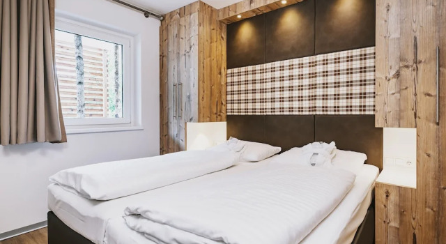 Люкс с 2 комнатами с балконом AvenidA Mountain Lodges Kaprun