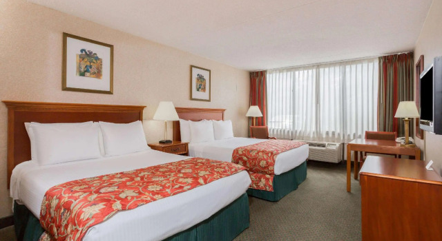 Standard quadruple chambre Ramada by Wyndham Triangle/Quantico