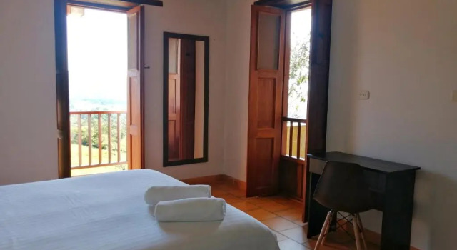 Casa Llano Higueras, Rezerwuj Hotel Hotele w Santander z parkingiem, Parking