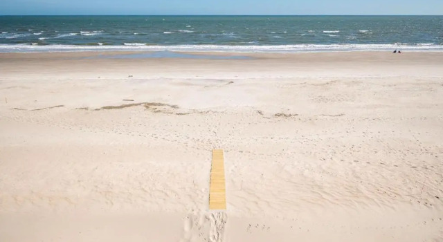 Коттедж The Salty Dog by Oak Island Accommodations