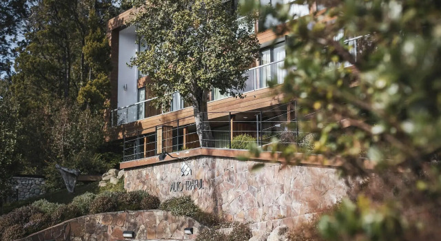 Hotel Alto Traful, Забронировать Отель Отели Неукен с бассейном, Бассейн