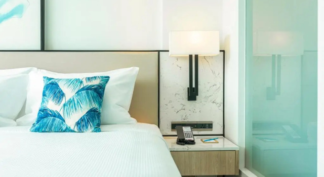 Двухместный номер Premium с балконом Hilton Garden Inn Phuket Bang Tao