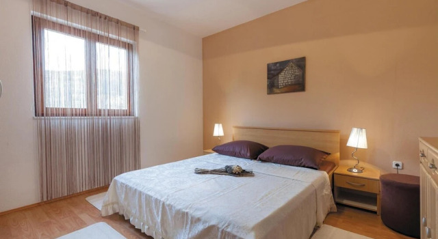 Amazing Home in Kastel Stari With Wifi and 6 Bedrooms