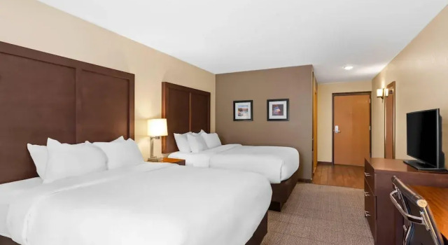 Четырёхместный номер Standard Comfort Inn & Suites Munising-Lakefront