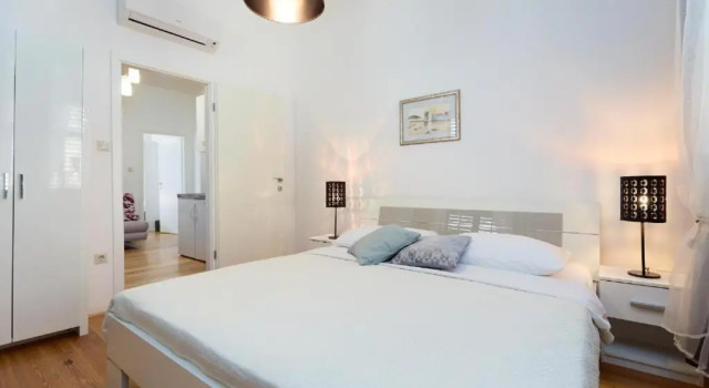Апартаменты Comfort Festa Apartments & Rooms