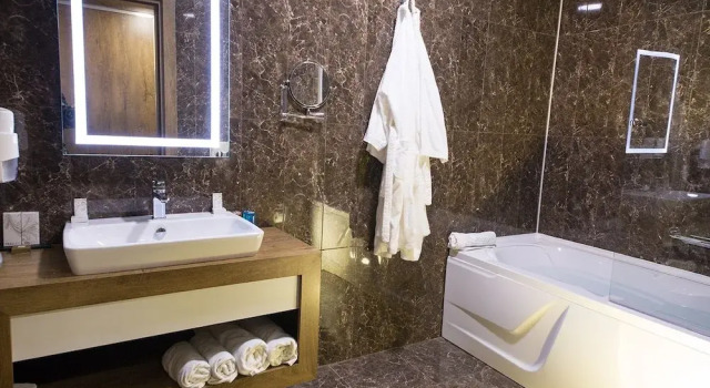 Люкс White Star Hotel