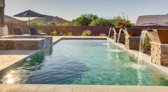 Oasis-like Phoenix Home w/ Private Outdoor Pool!, Varaa Hotelli New River Arizona