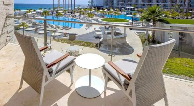 Royale Deluxe с частичным видом на океан Le Blanc Spa Resort Los Cabos