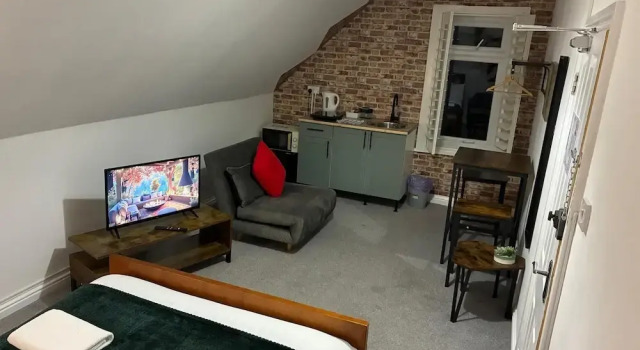 Loft 2bed Appartment with EVCharger, Boek Hotel Hotels in Hampshire met parkeren, Parkeren