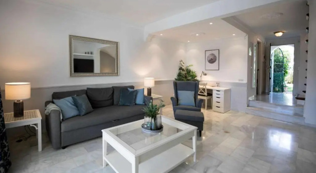 Casa Jardines del Sol J2