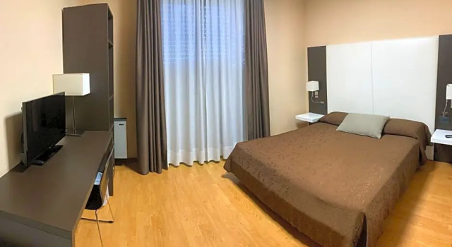 Economy Zimmer Tiby Hotel