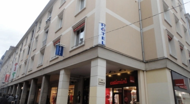 Номер Economy Hotel Les Arcades