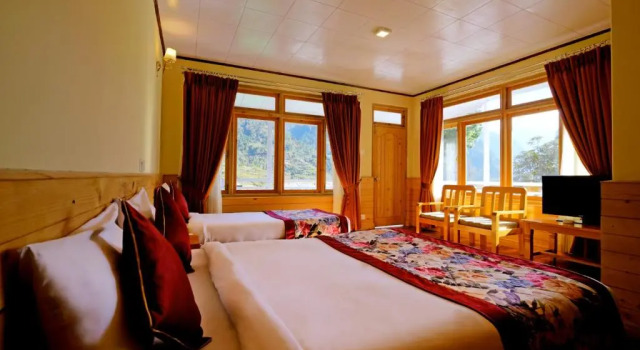 Standard room Summit Alpine Resort