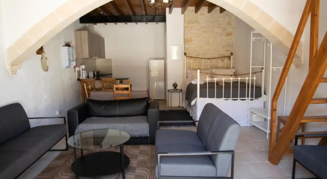 Studio Cleos Inn