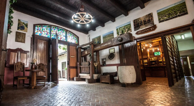 Hotel Stari Podrum, Boek Hotel Hotels in Slavonia met parkeren, Parkeren