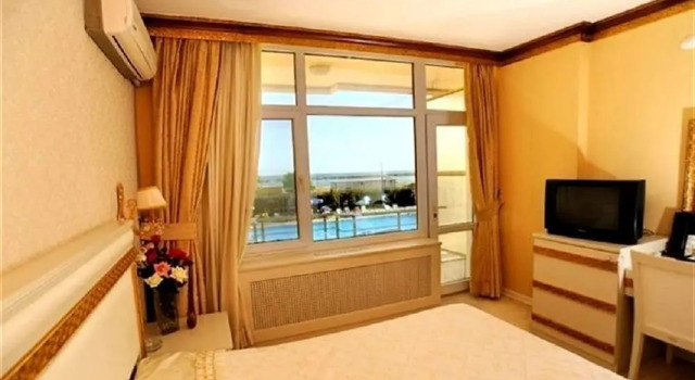 Люкс Pelikan Otel