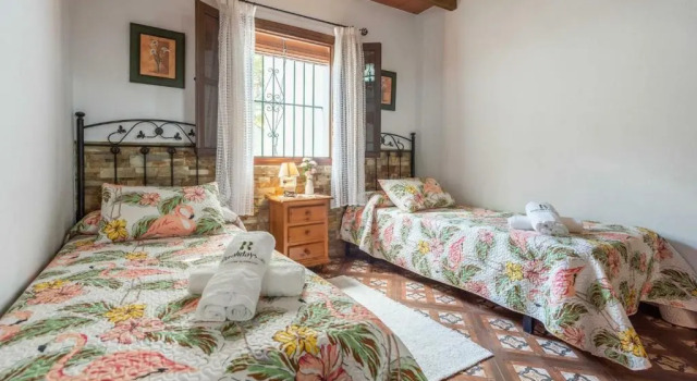 Casa Lola Sayalonga By Ruralidays