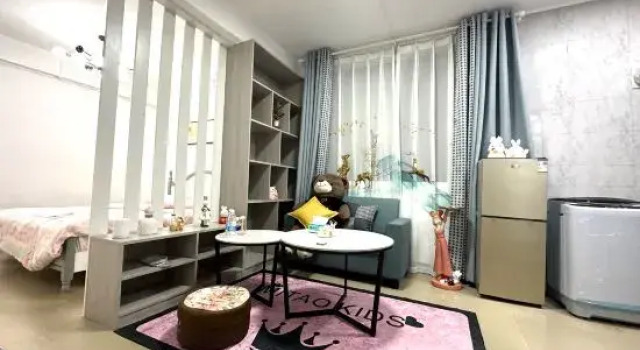 Люкс Luxury Zhenxin Tuzi Apartment (Guangxi University)