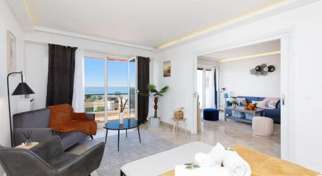 Suite Riviera - Sea View - Clim - Plage - Residence de standing - Parking, Забронировать Апартаменты/квартира Апартаменты Канн, рядом с Церковь Нотр-Дам-д'Эсперанс, Апартаменты/квартира