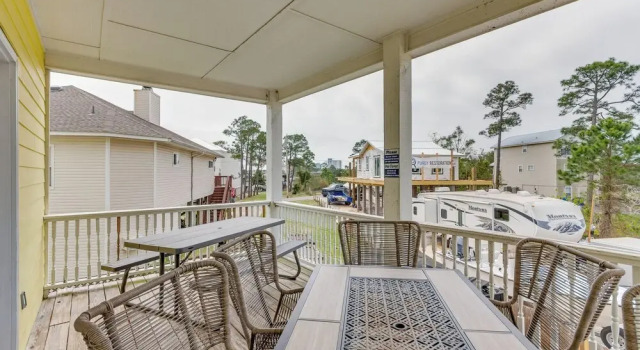 Коттедж Orange Beach Family Duplex w/ Deck < 1 Mi to Shore