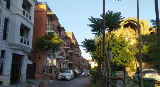 3 Rooms on Feristsvaleba