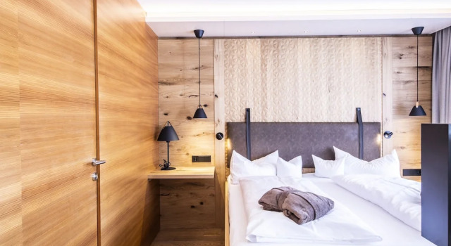Двухместный номер Deluxe с балконом Alpen Hotel Post