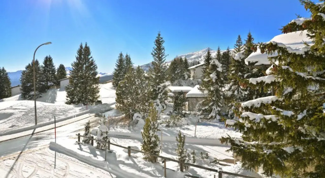 Коттедж Golden Peaks Ferienhaus
