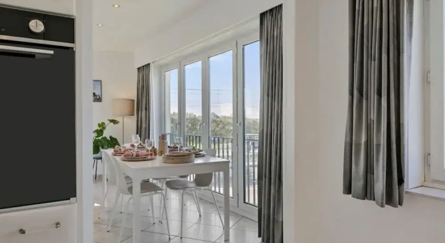 Charming Apartment Near the Beach, Varaa Huoneisto Brugge Länsi-Flanderi