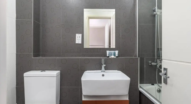 Апартаменты Modern Bedford Blues Apartment