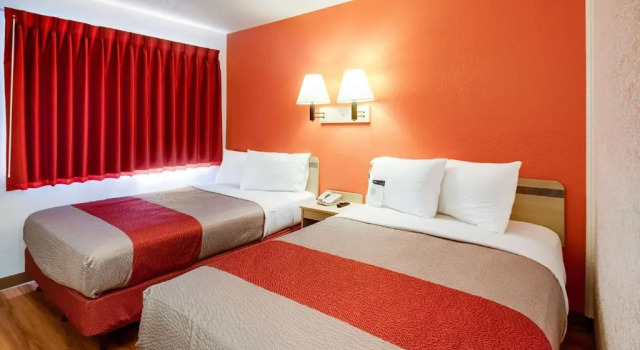 Четырёхместный номер Standard Motel 6-Lenexa, KS - Kansas City Southwest