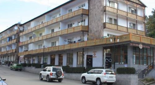 Ararat B&B Guest House, Prenota Bed & breakfast Hotel a Tavush region con parcheggio, Parcheggio