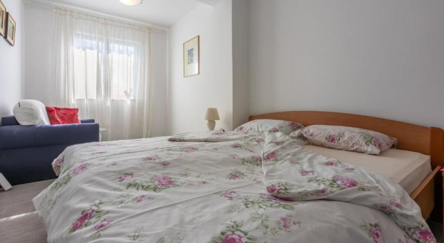 Apartments Vera, Prenota Appartamento Hotel a Isole Quarnerine con parcheggio, Parcheggio